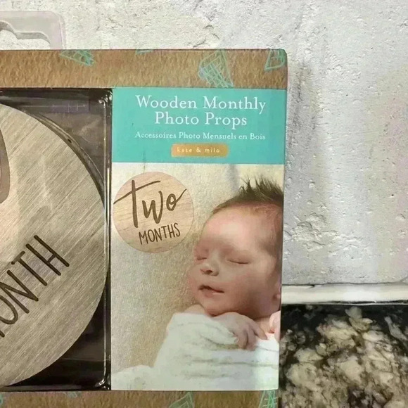 Wooden Monthly Photo Props by Pearhead Kate & Milo for Newborn Baby Pictures NWT - Picture 3 of 6